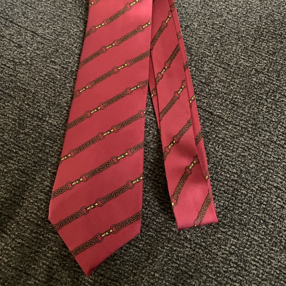 Men’s Hermès tie